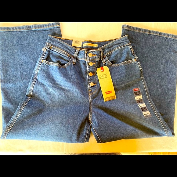 Levi’s Mile High Cropped Wide Leg - Picture 3 of 8